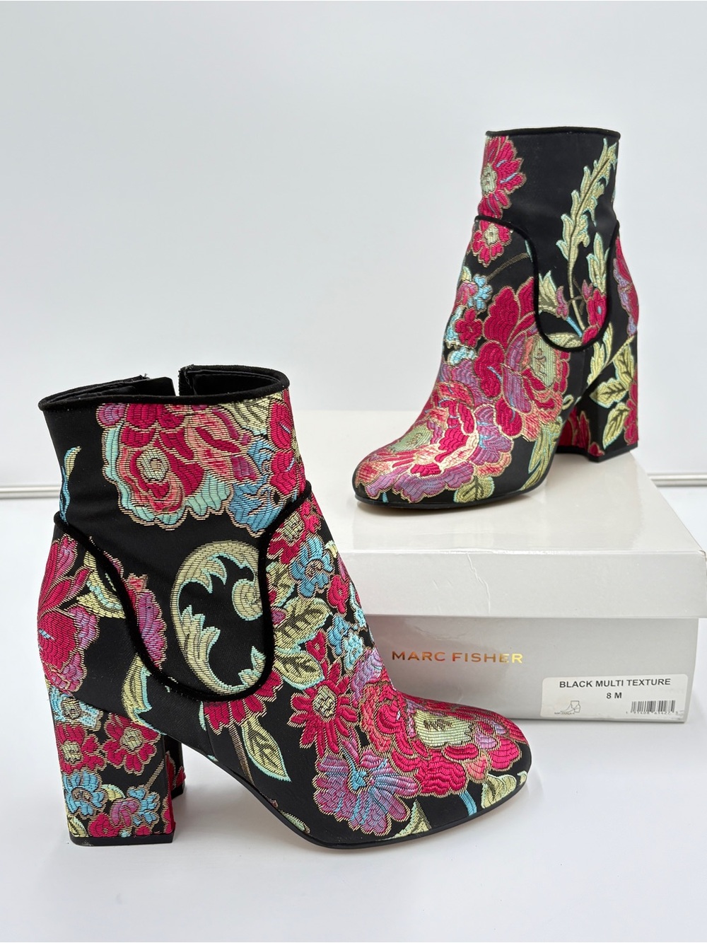 Marc Fisher Jana Black Floral Embroidered Boho Eclectic Block Heel Booties Sz 8